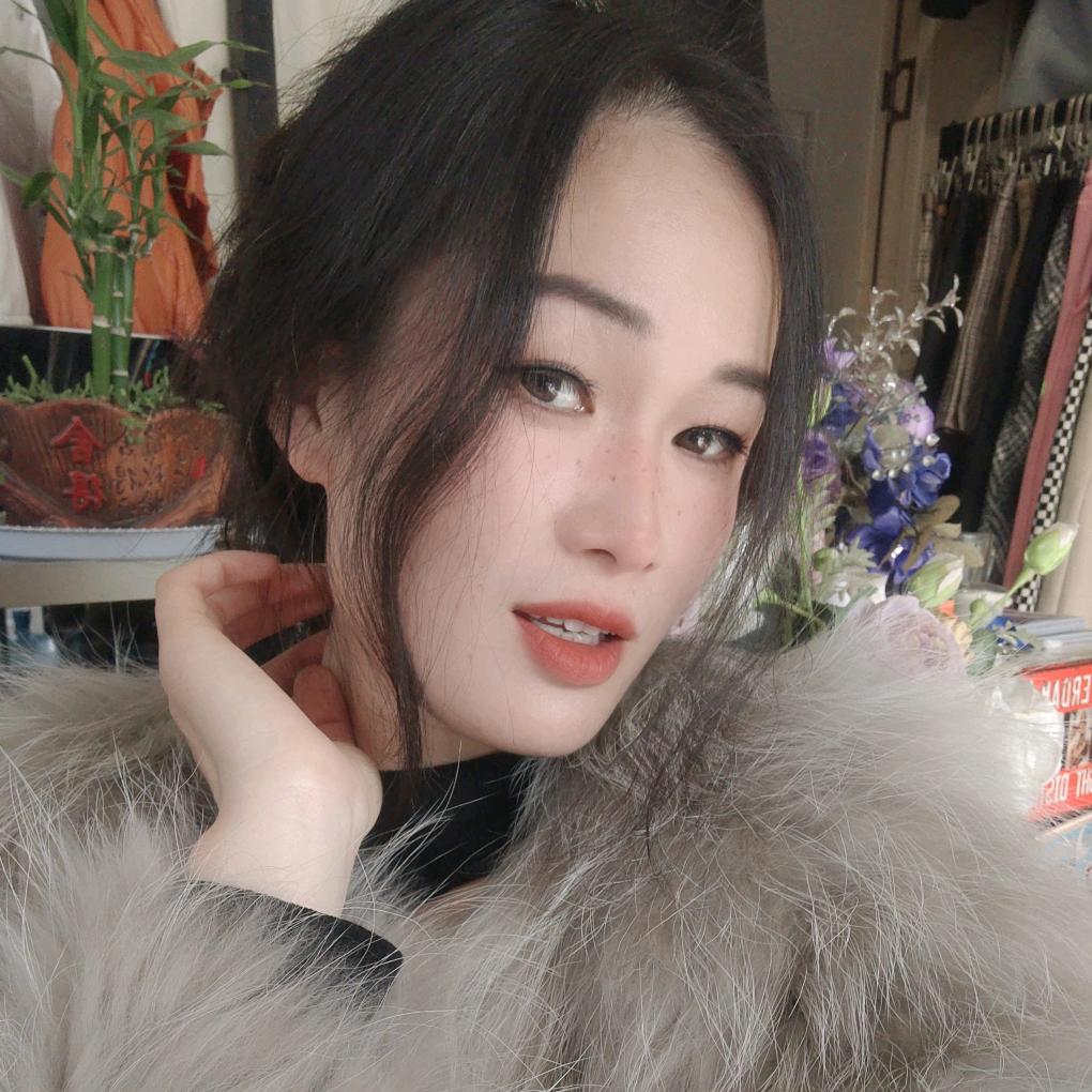 欧曼莎服装店