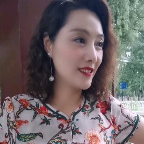 滨海县东坎街道比其服装店