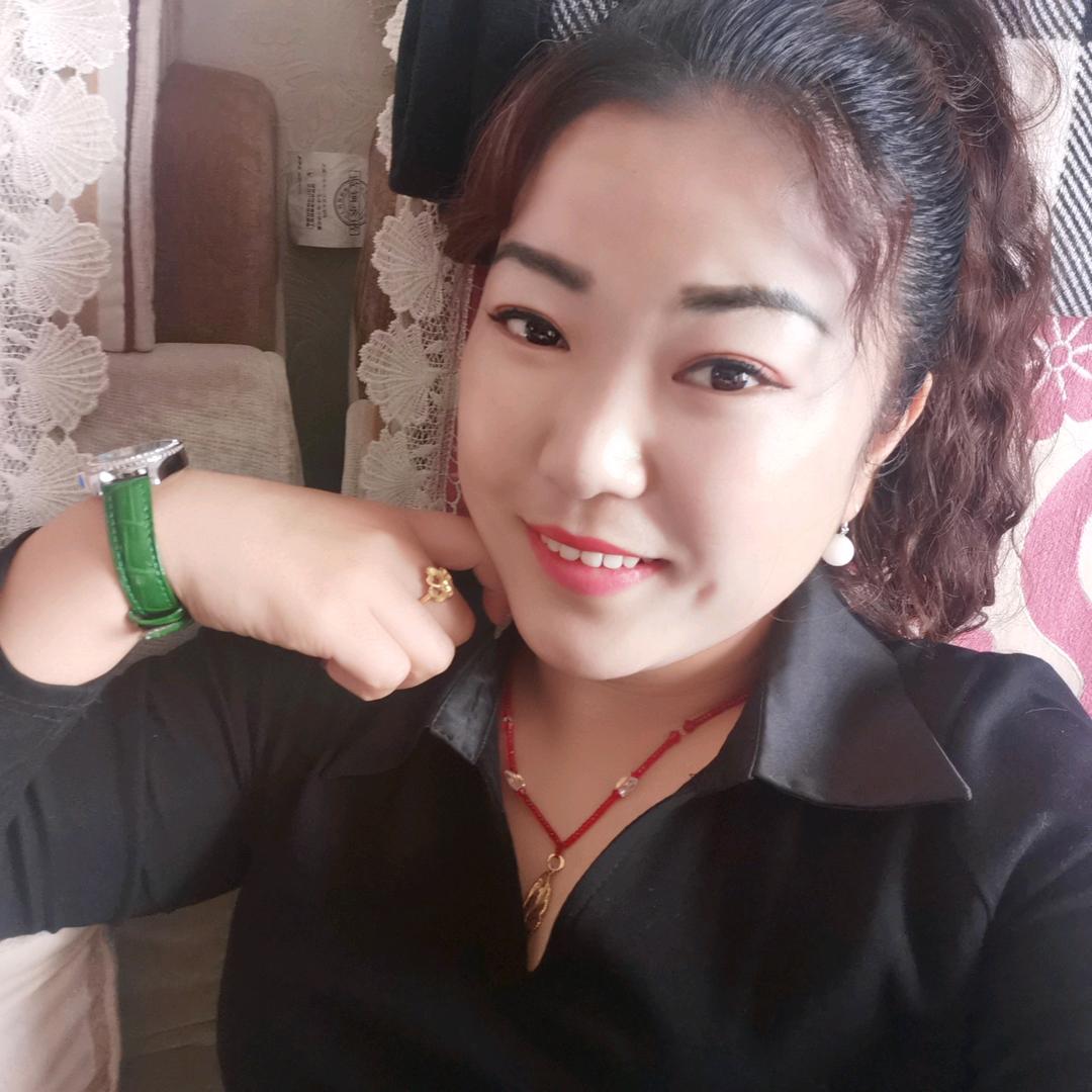 阳光的华华