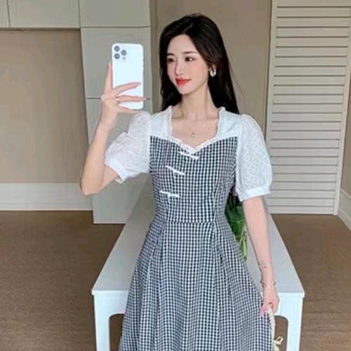佰依服饰