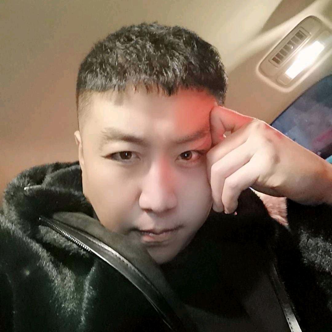 脾气臭~ 爱吃肉