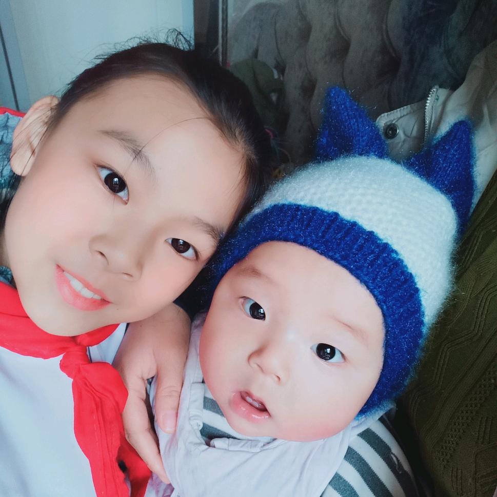 家有两宝贝儿