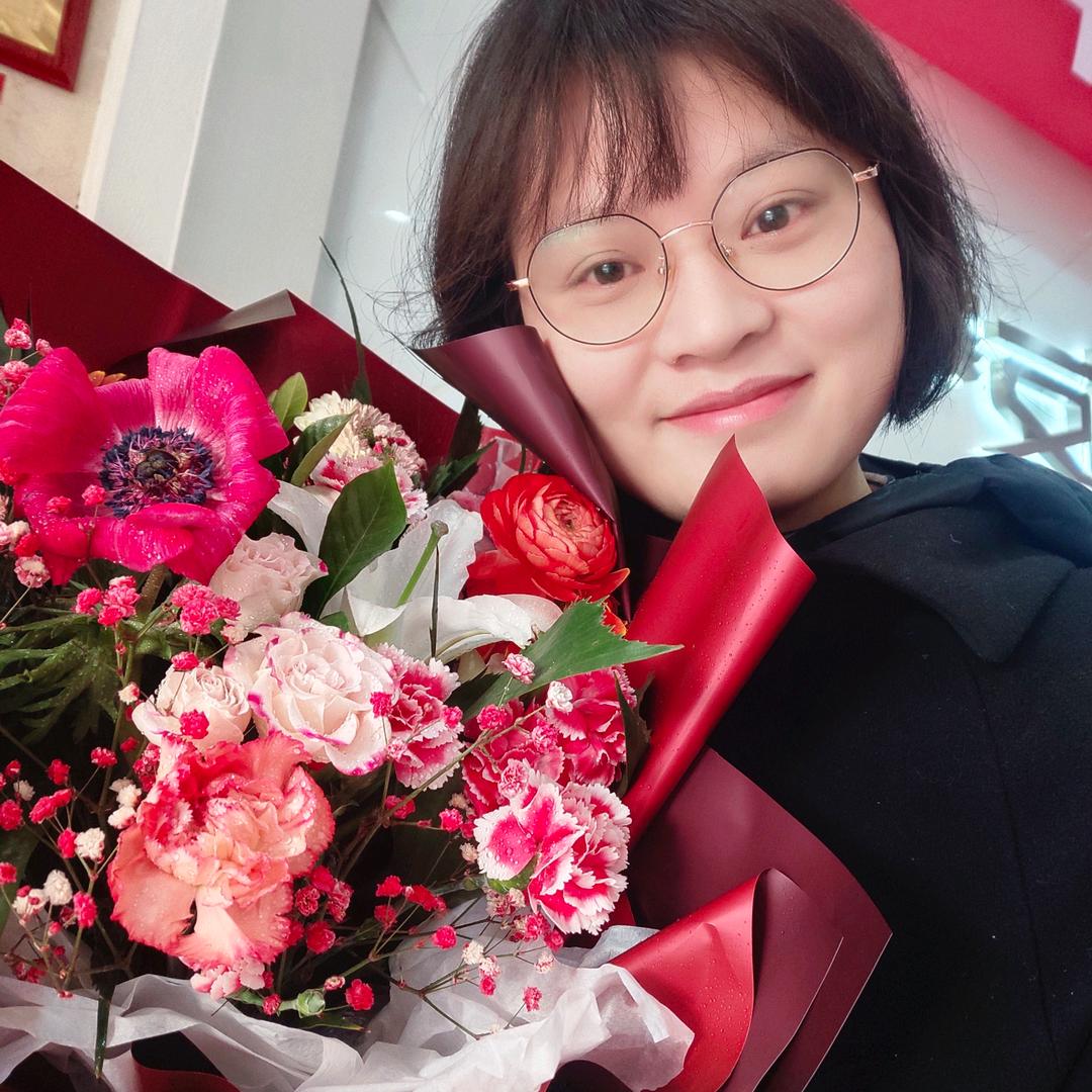 枣阳全友设计师雯雯