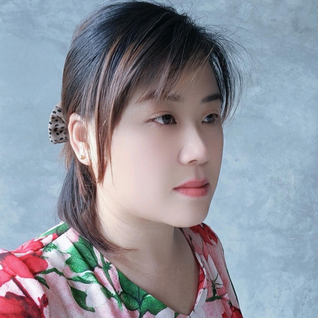 张婕