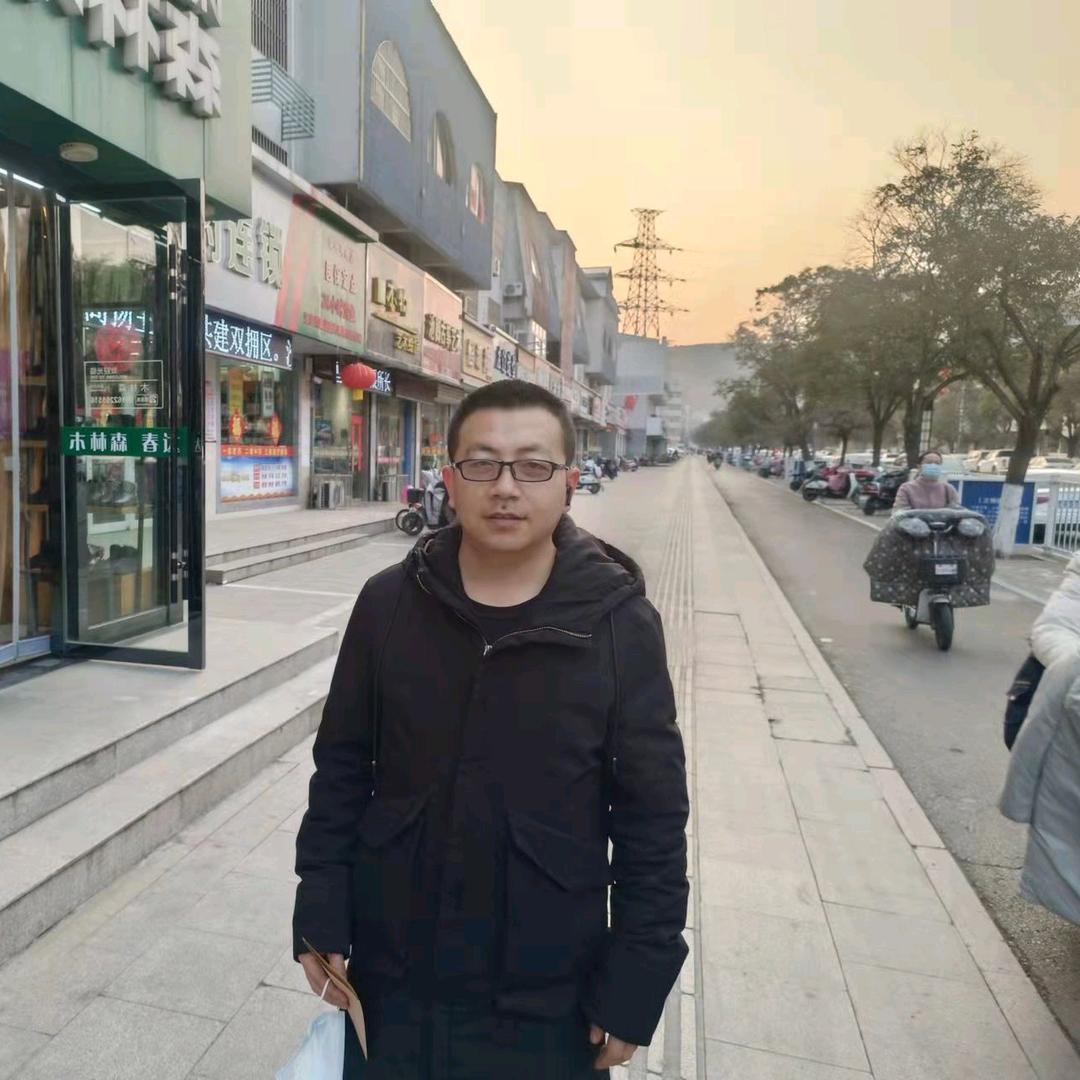 兜兜哩摸糖糖