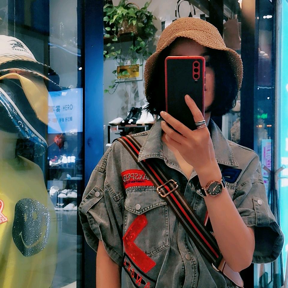 昆明市鹿双真皮外贸总仓