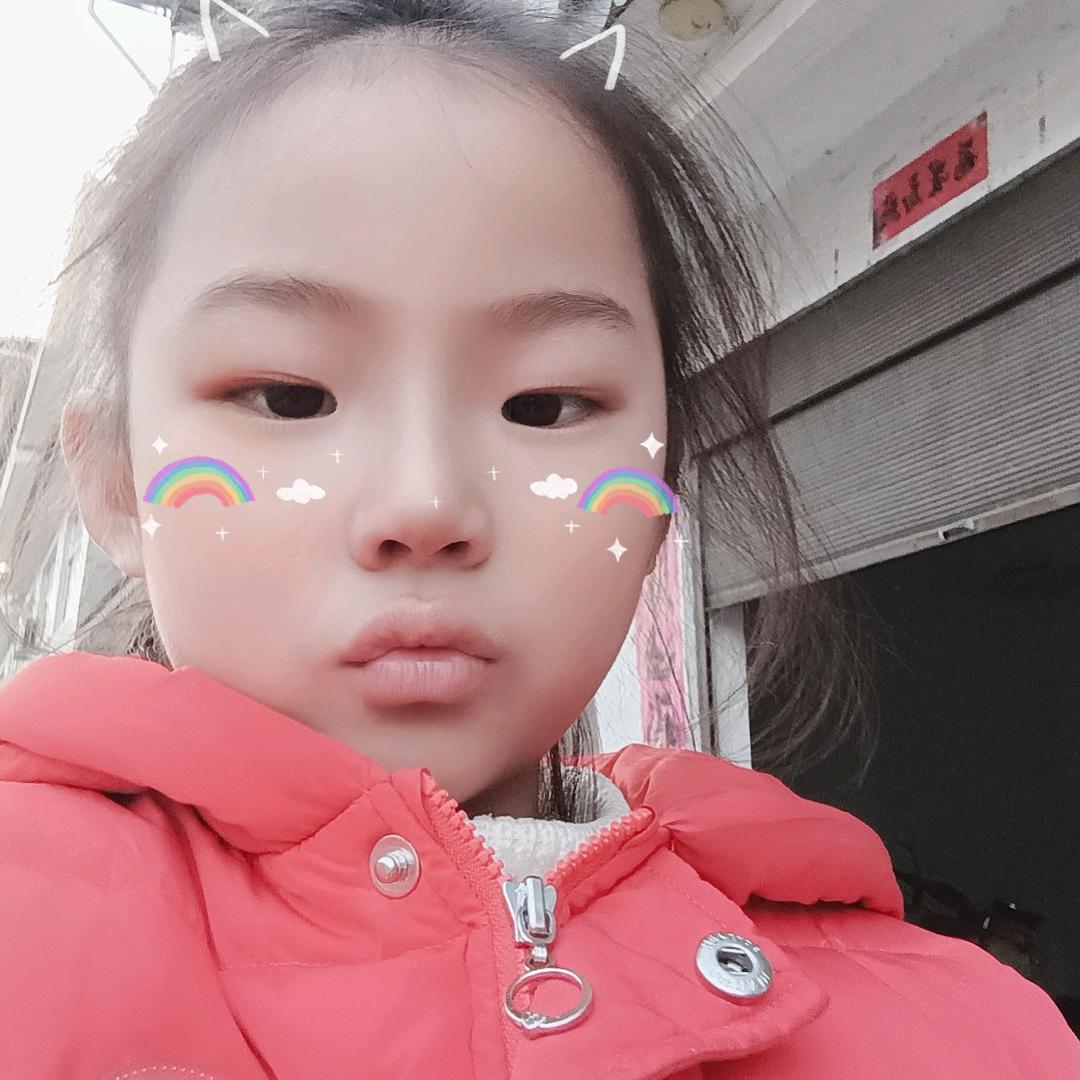 周婷婷，爱小孩