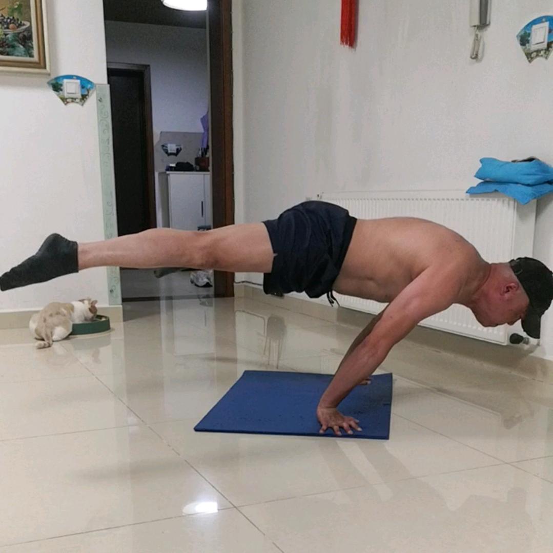 给你好的东哥  牛魔王