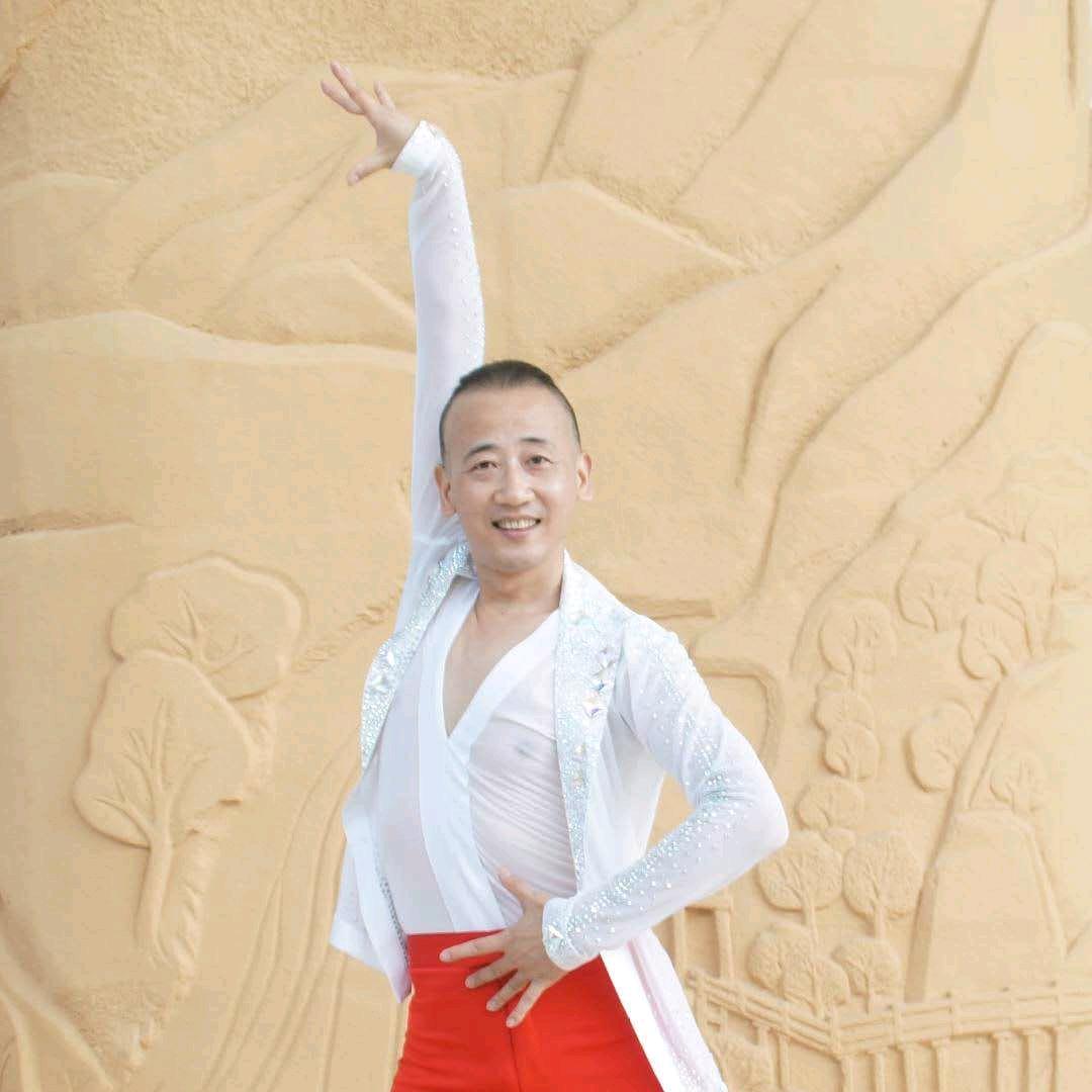 莫老师舞一生