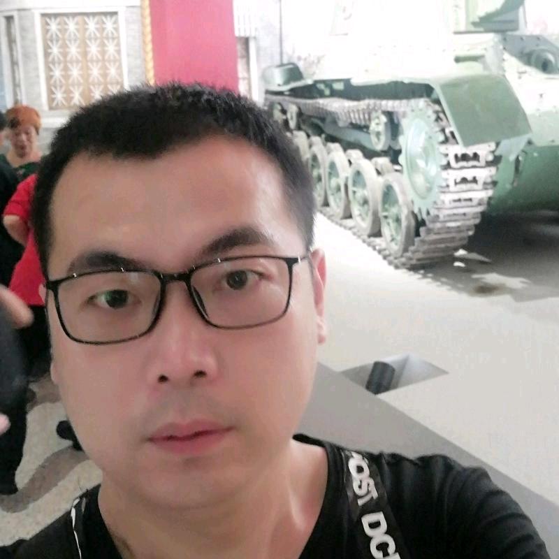 杨玉鹏