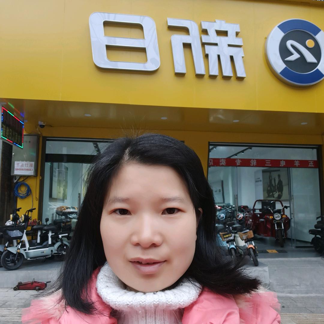 易娟(三角坪新日、五羊电动三轮车)
