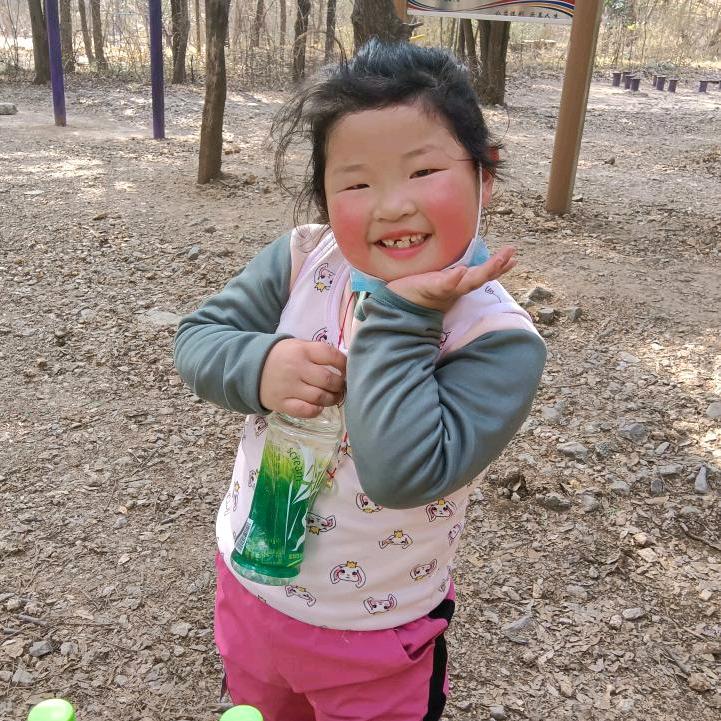 萱萱吖