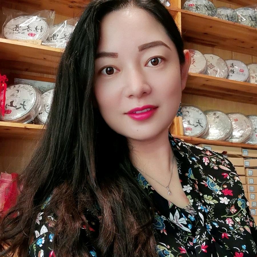 思茅区然景茶庄张春兰