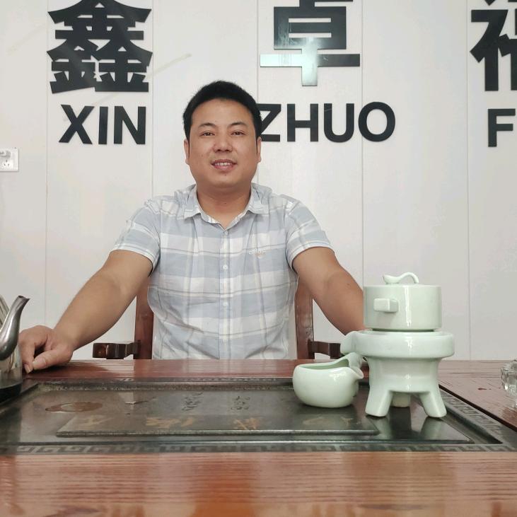 鑫卓福纱门窗周亮