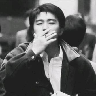 七