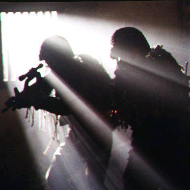 红星照我去战斗