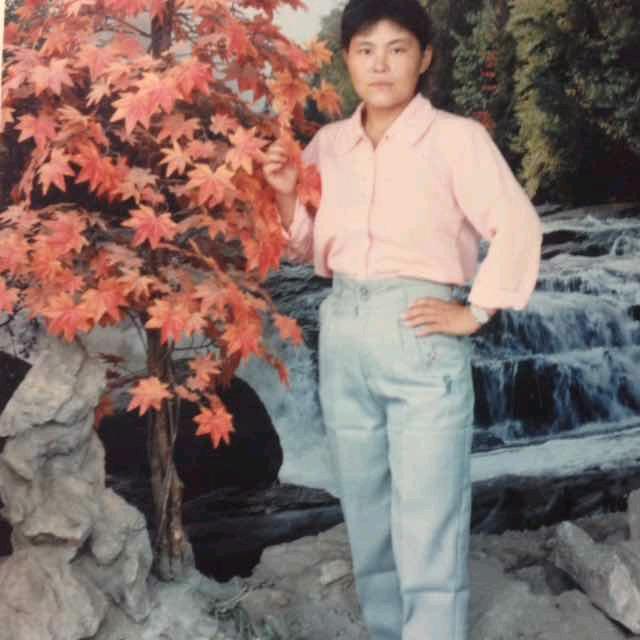 琼琼