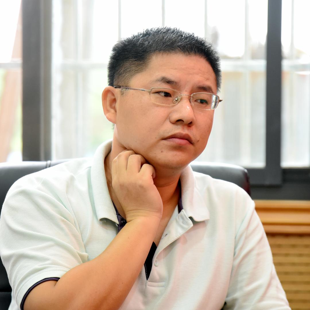 爱玩的山哥