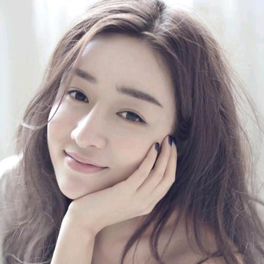 18岁的小姐姐