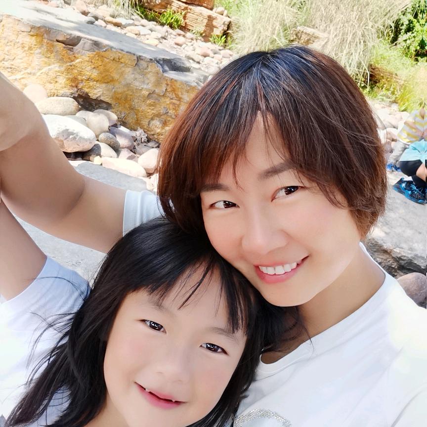 牧卓宝妈（李双丽）
