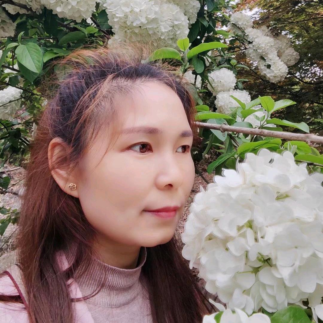 漂亮的女生