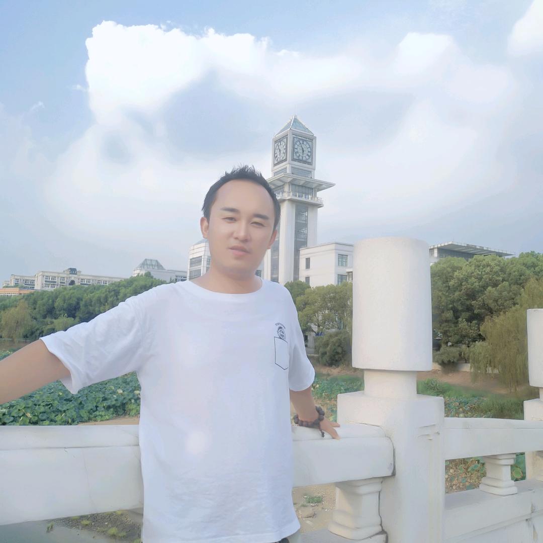 黄大铭