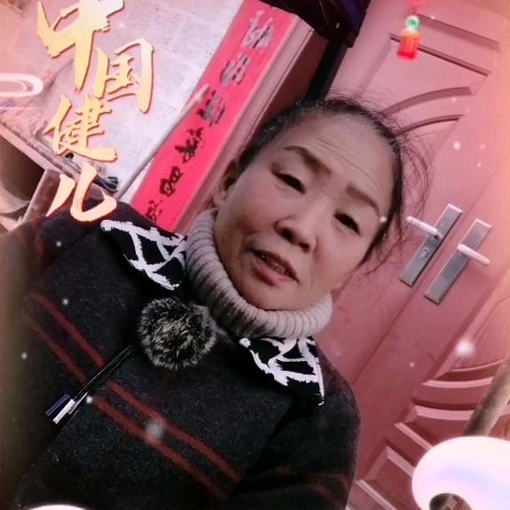 小照照.