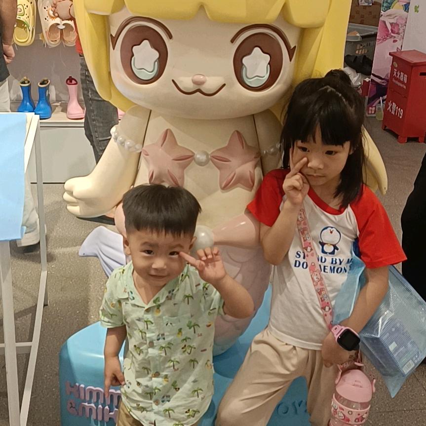 协辉雷曼士陶瓷薄板（外墙陶瓷保温一体板）