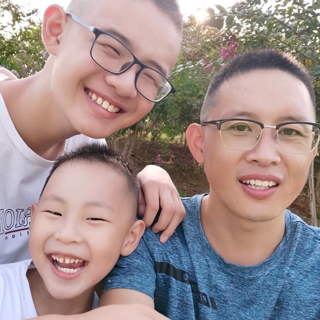 刘鹏