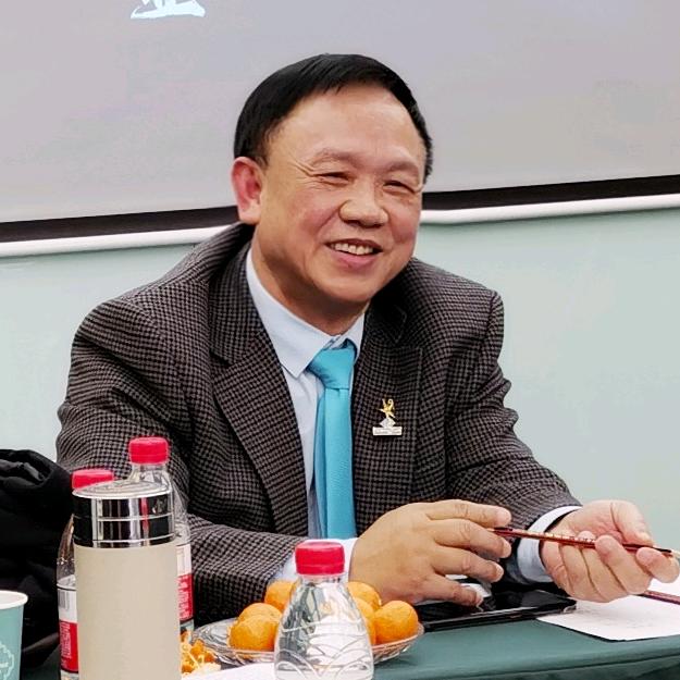雷三林