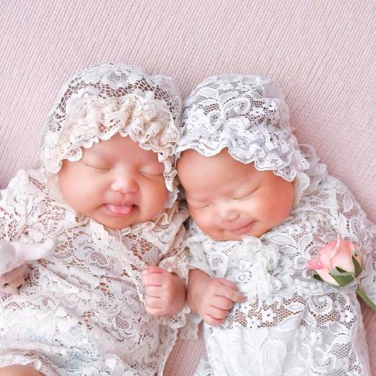 (芸芸+蕊蕊）同卵双胞胎