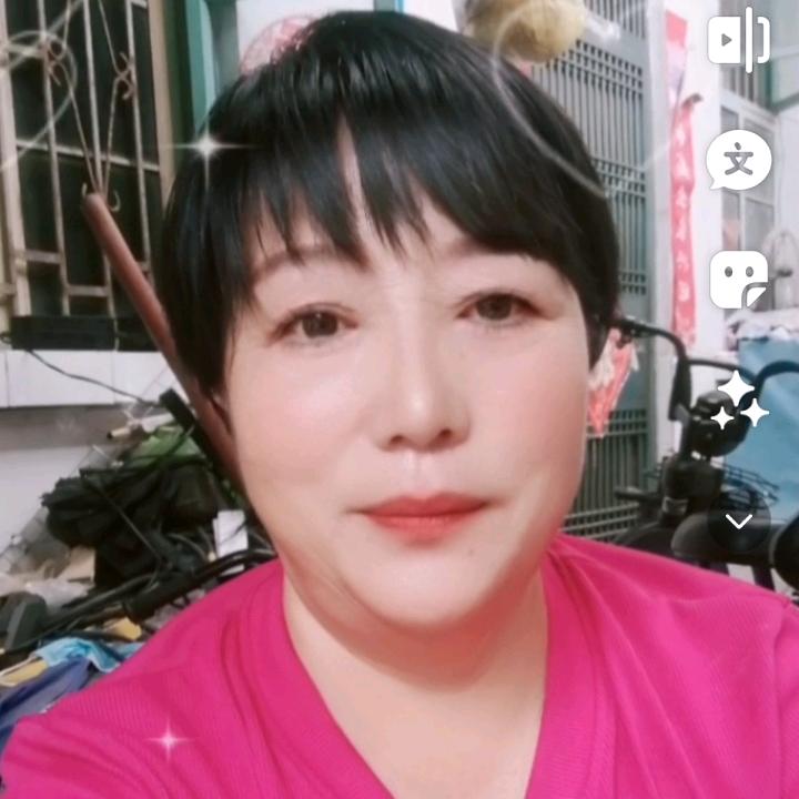 航超怡涵