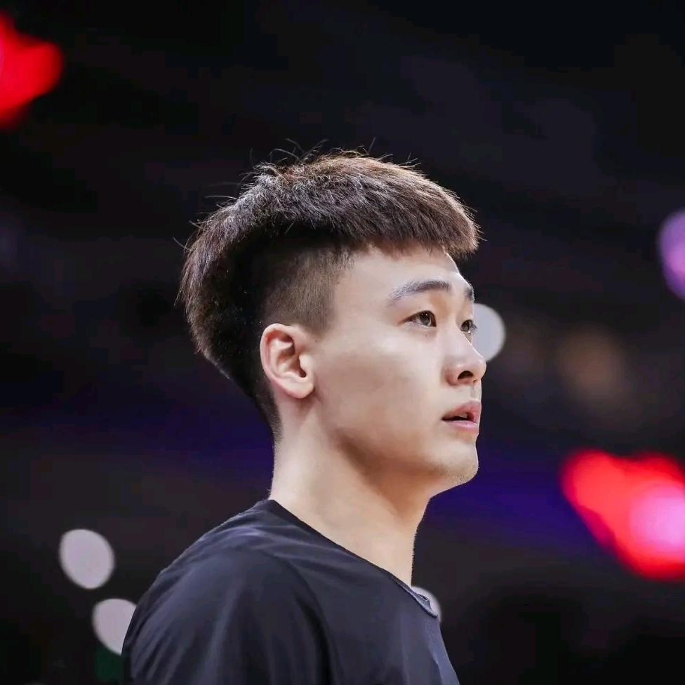 小黄不投三分.