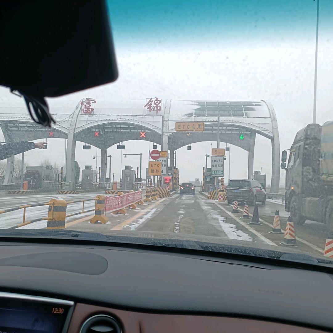 我与春风皆过客：