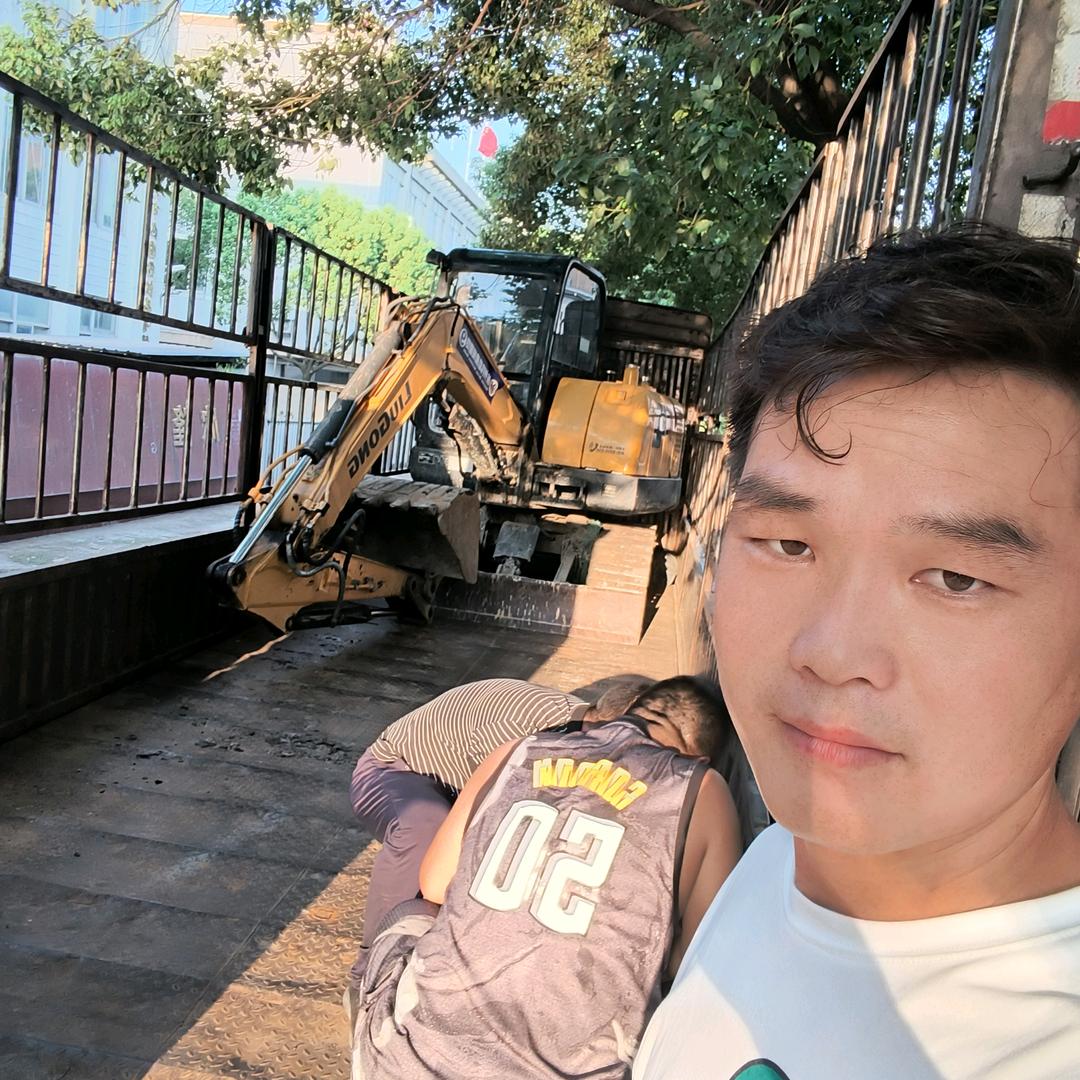 小王二手挖机—绍兴越进工程机械