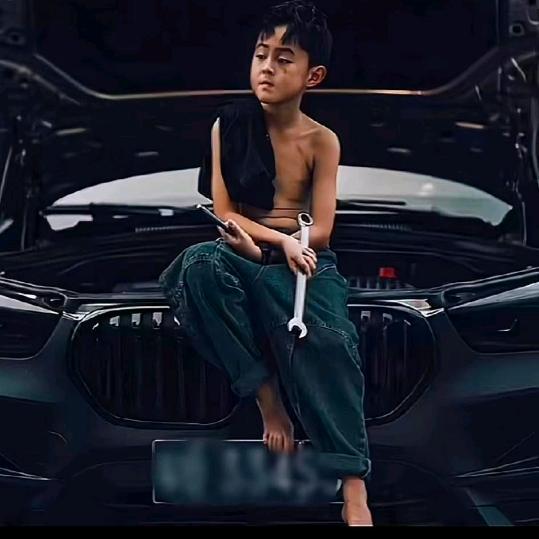 喜欢各种轮子的小马哥