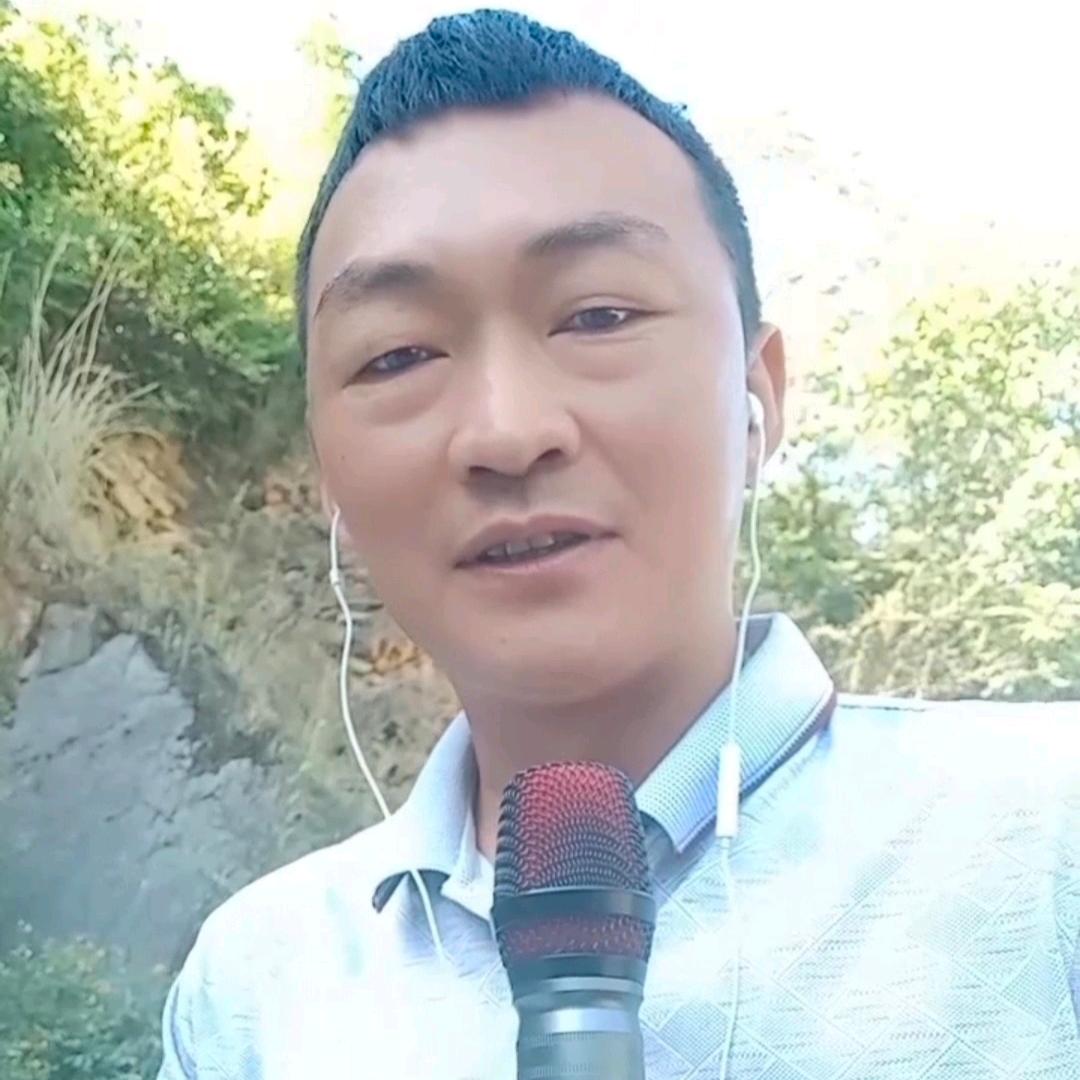 坤哥  🎤