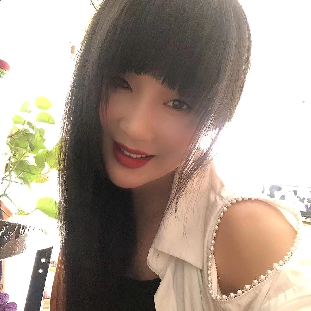 珊姐✌️微笑