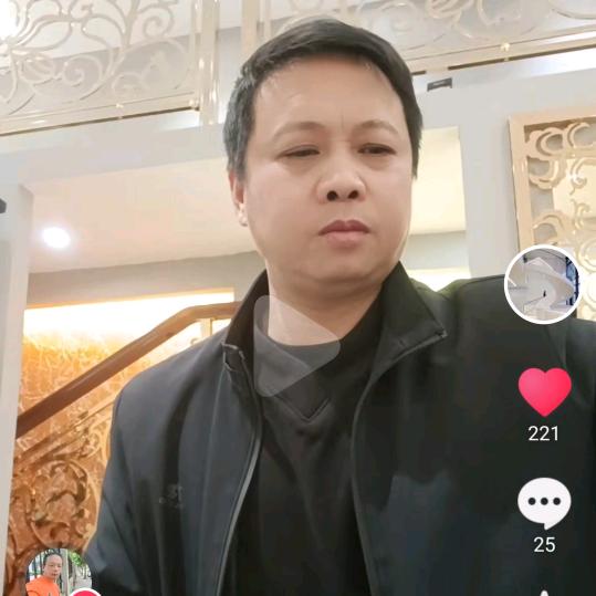 福清希尔登楼梯，松岩铜门，熊大