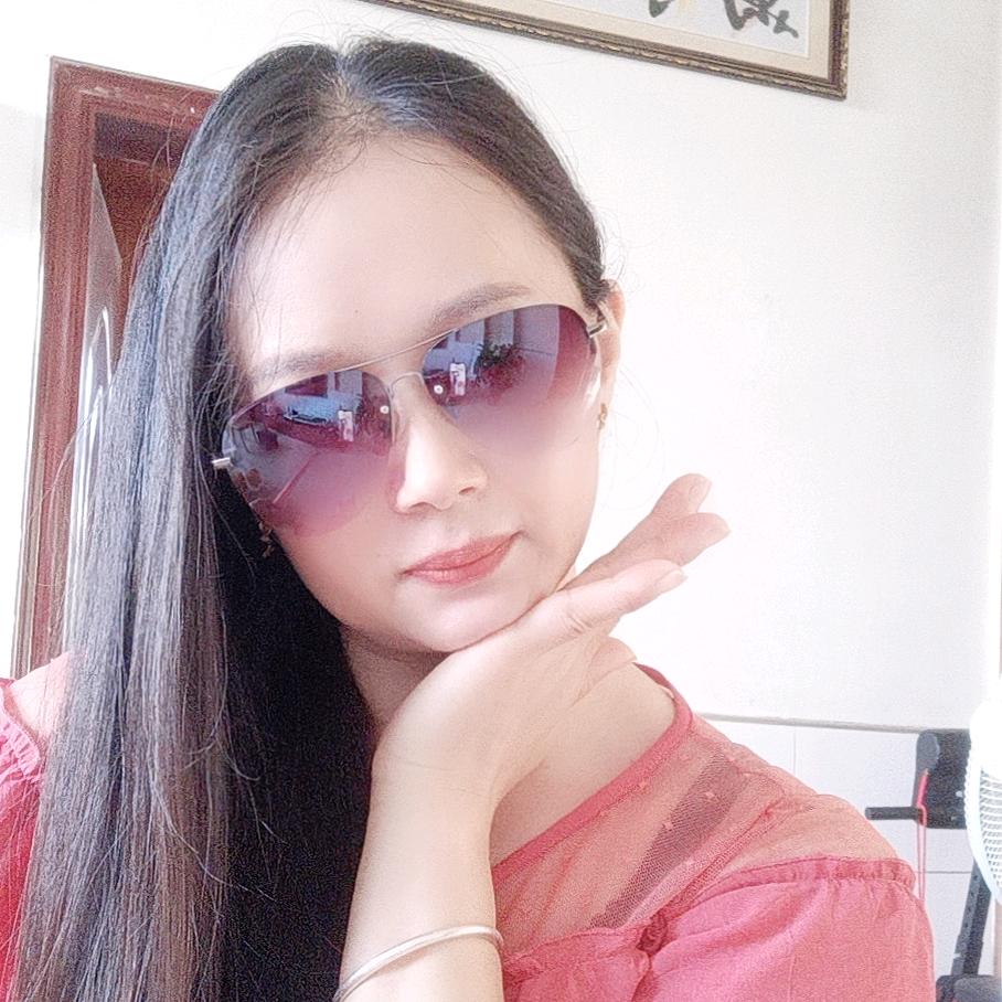佩佩《请勿连赞谢谢》