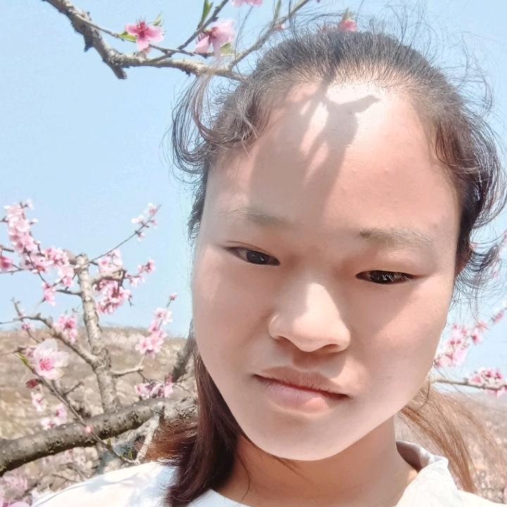 小莉
