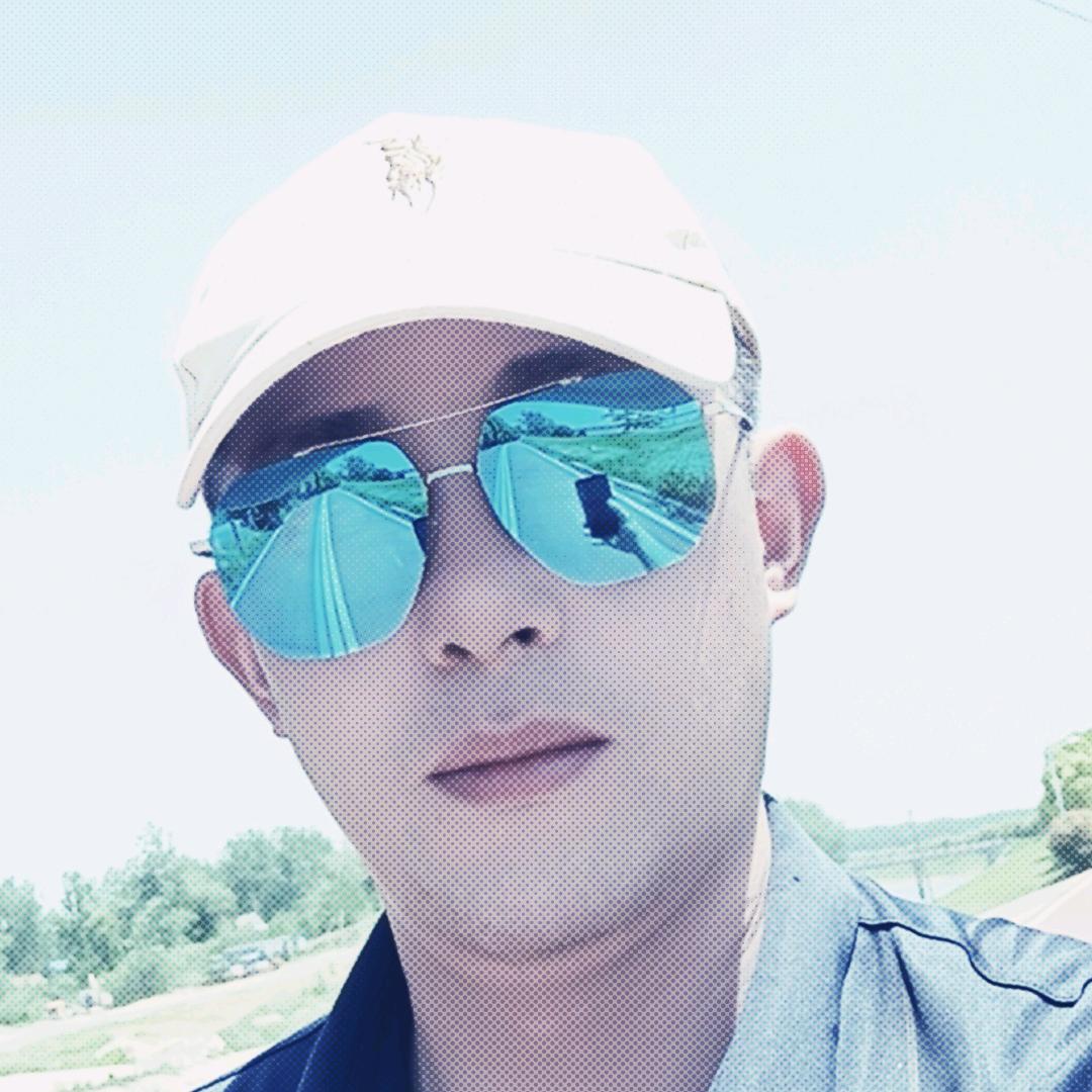 王  伟  🎣