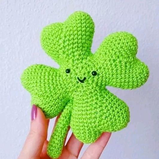 🍀@®️ZU.& ☘️