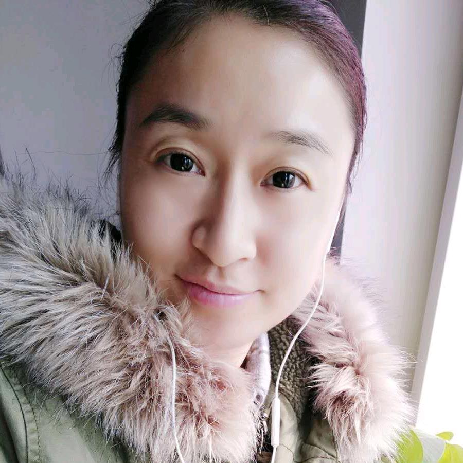 杜杜民族服装