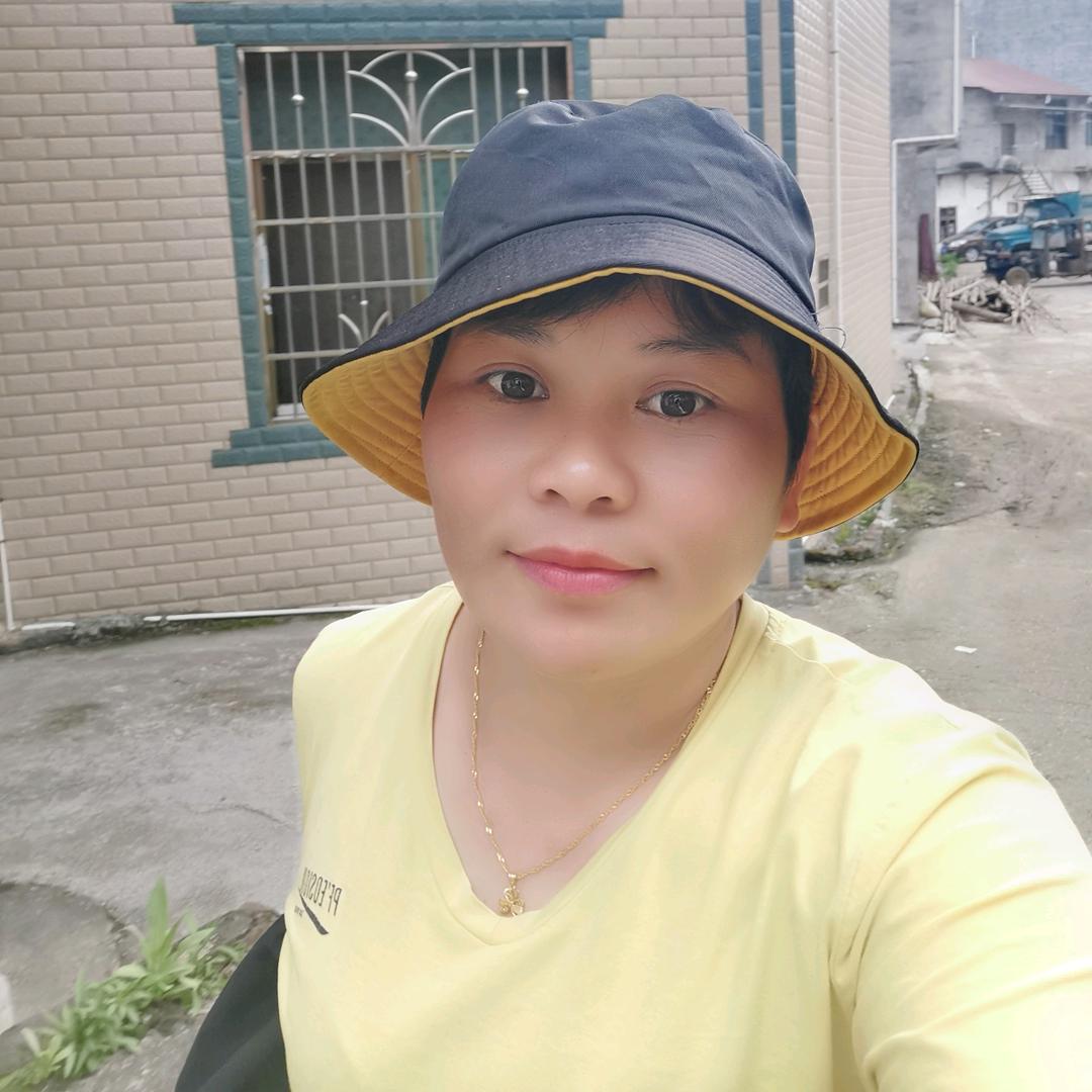 小覃覃