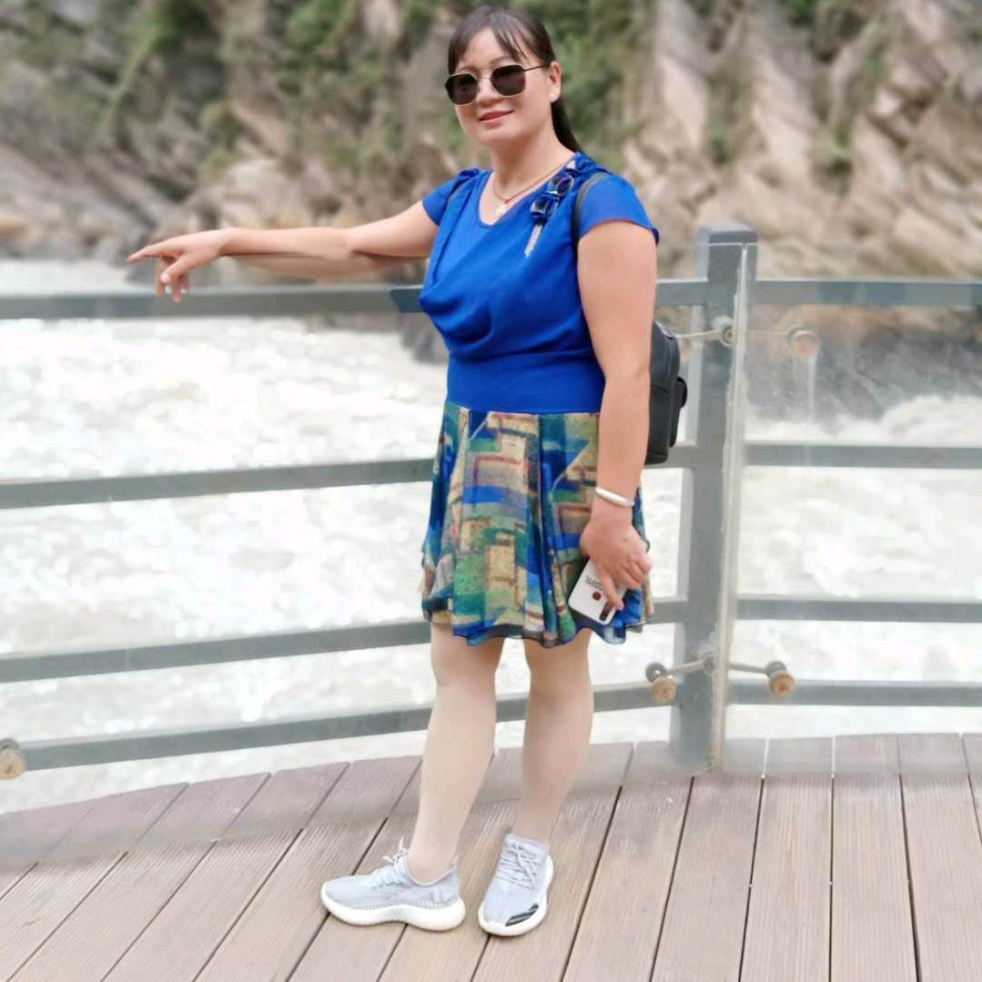 谁能懂我的悲伤💑