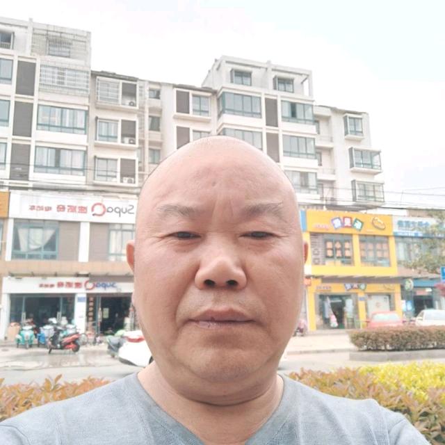 朱明镜