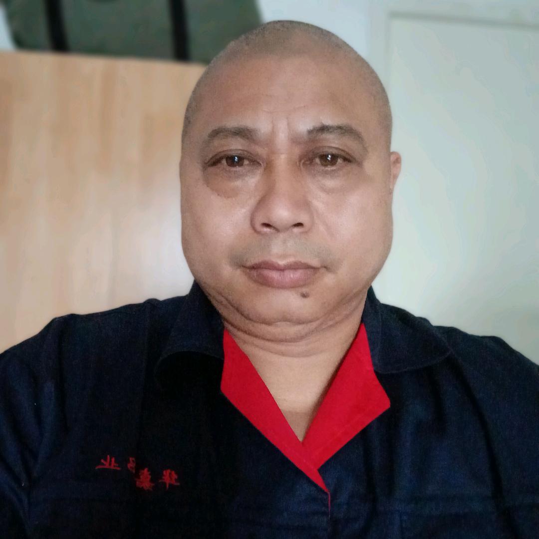 周文水专业工业防腐，洁净厂房地坪漆施工。