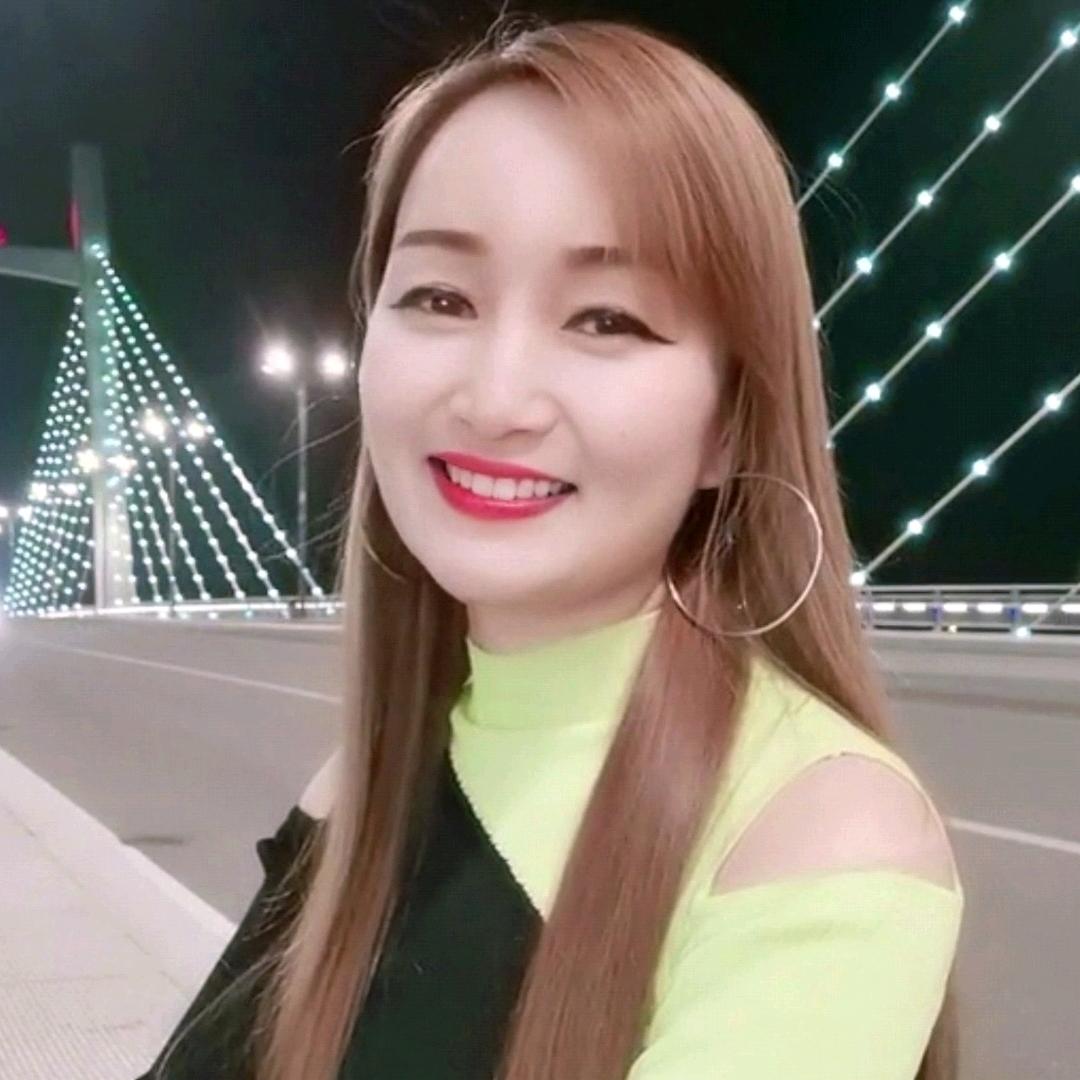 小黑裙
