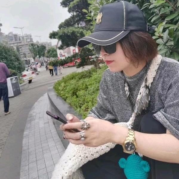 🙅 金.刚.芭.比